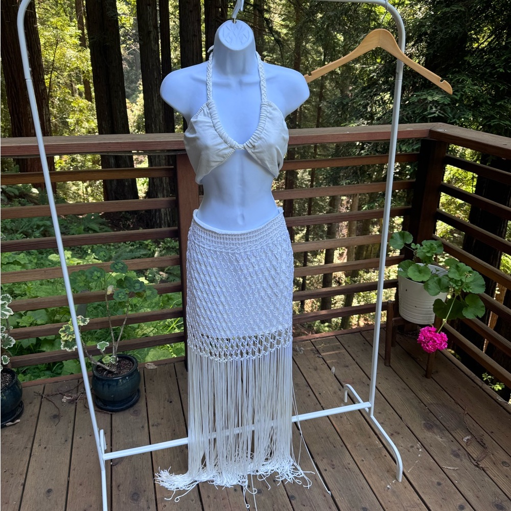 White skirt and top set
